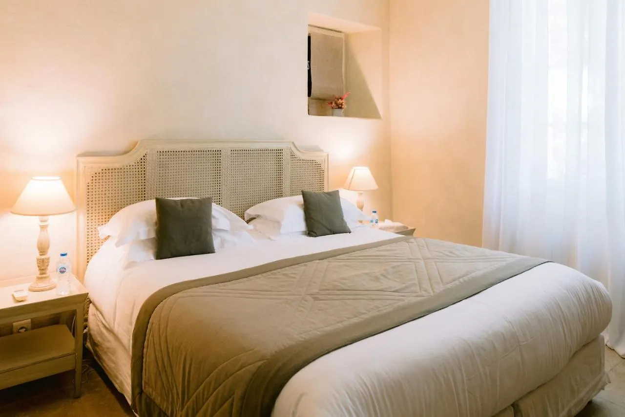Hotel Le Mas De La Rose - Teritoria Orgon